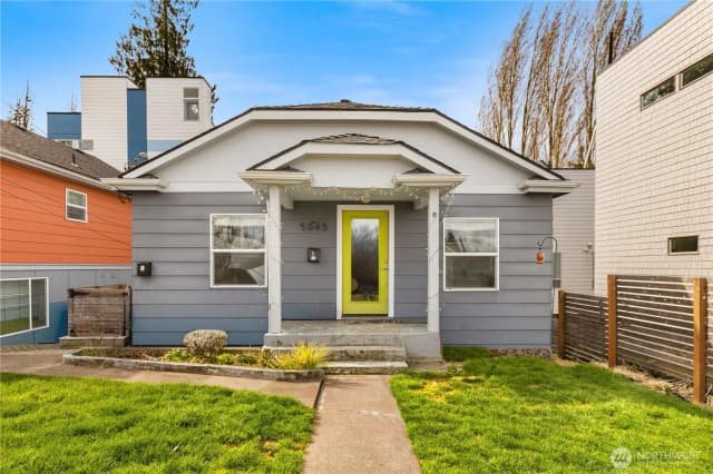 Property photo for 5045 37th Avenue S, Seattle photo 2