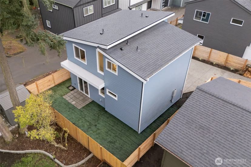Property photo for 513 Ne 123rd Street, Seattle photo 30