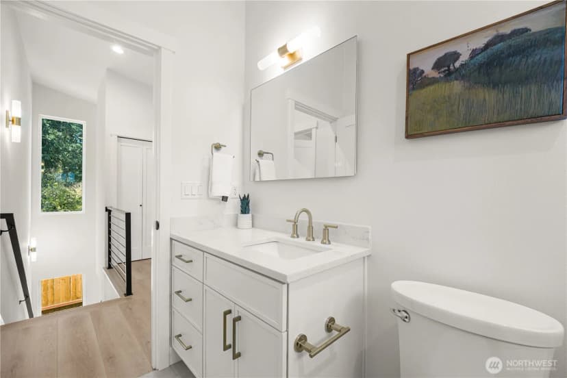 Property photo for 513 Ne 123rd Street, Seattle photo 23
