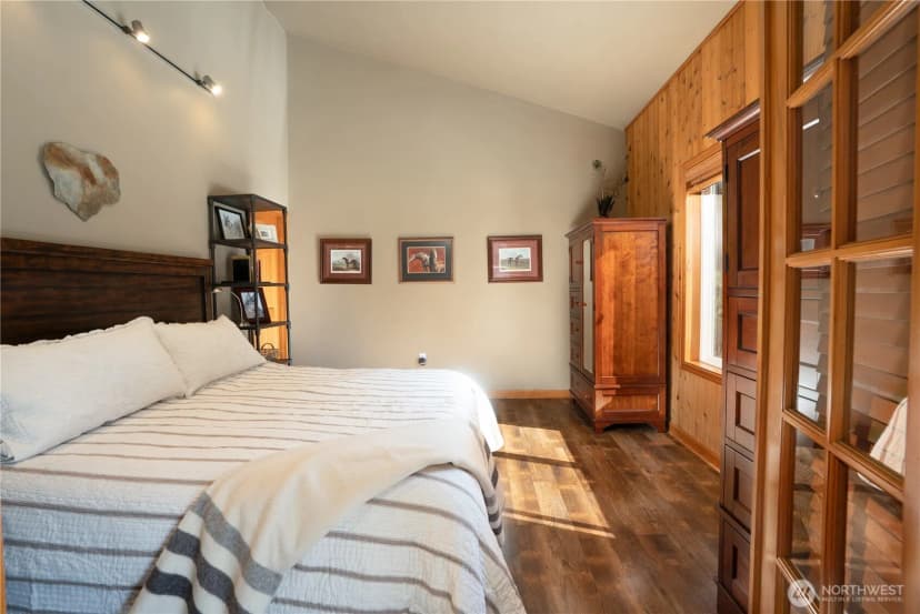 Property photo for 32408 146th Avenue E, Graham photo 18