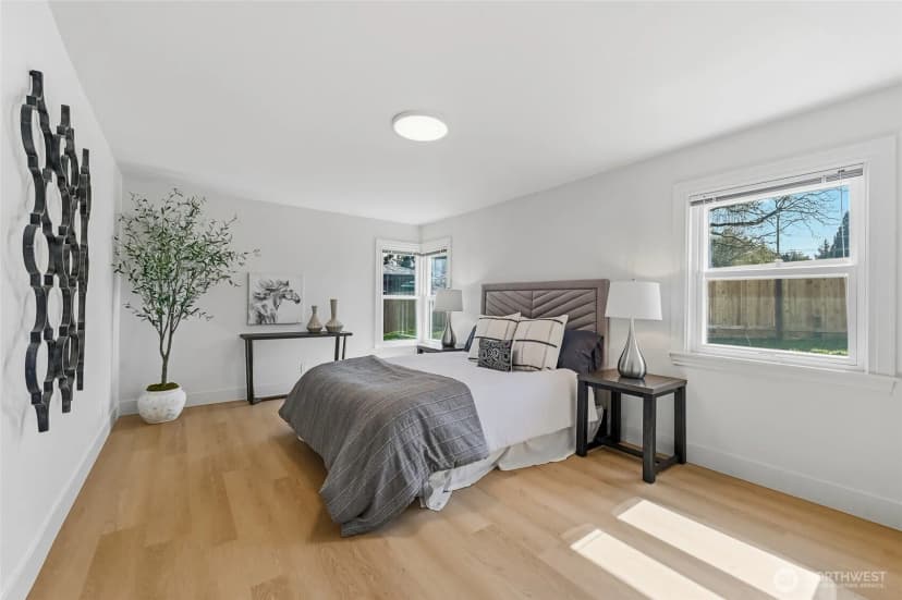 Property photo for 1221 S 101st Street, Seattle photo 12