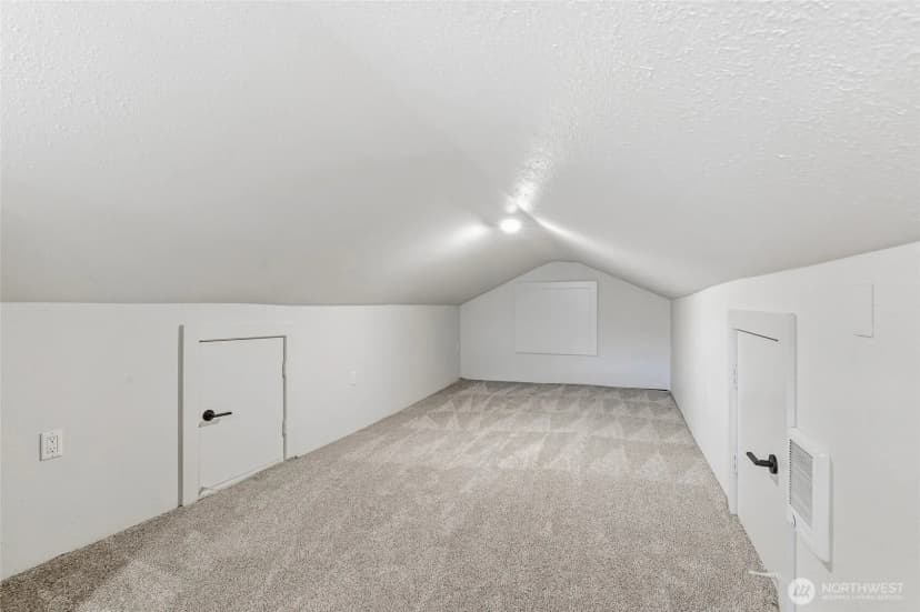 Property photo for 1221 S 101st Street, Seattle photo 19