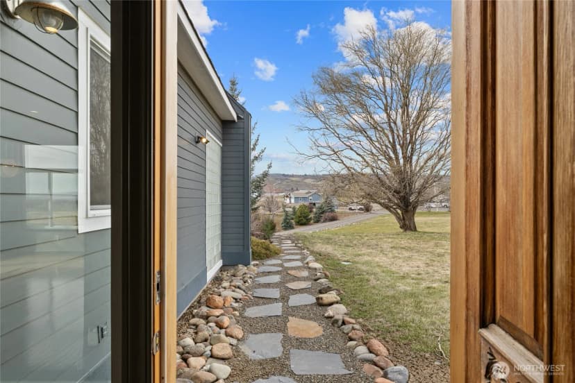 Property photo for 610 Meadow View Drive, Ellensburg photo 39