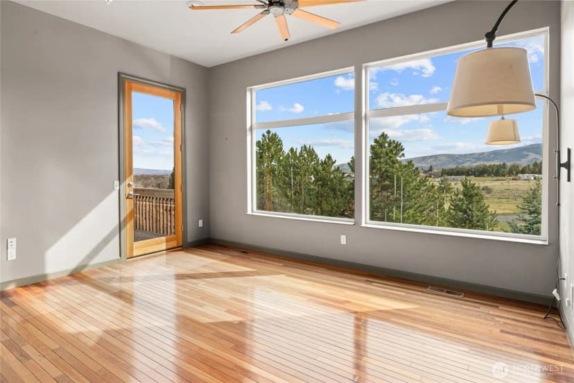 Property photo for 610 Meadow View Drive, Ellensburg photo 19
