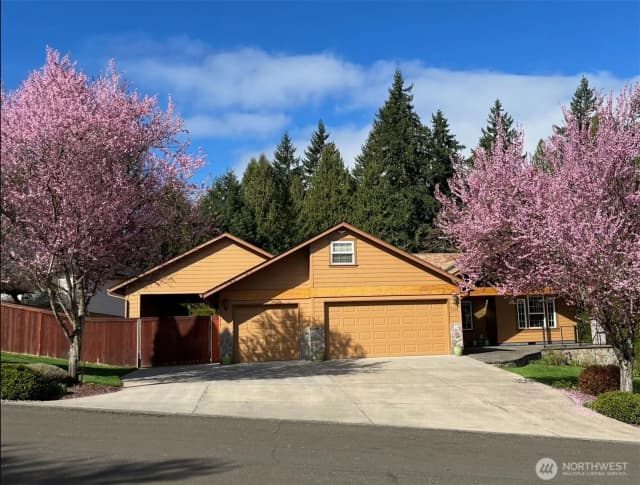 Property photo for 2135 S 29th Court, Ridgefield