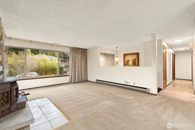 Property photo for 10411 57th Avenue S, Seattle photo 3
