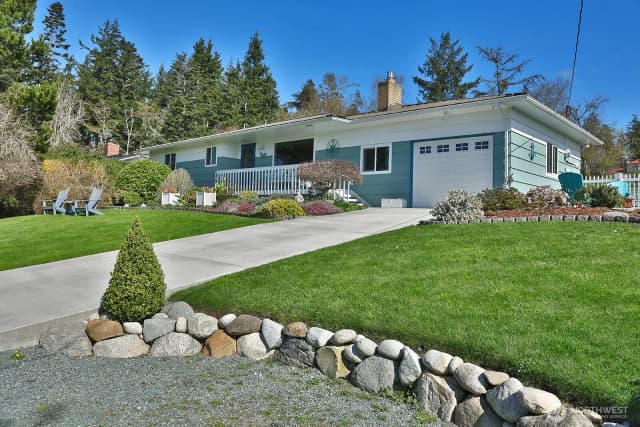 Property photo for 1767 Fircrest Avenue, Coupeville photo 2