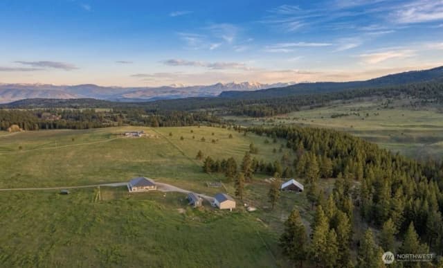Property photo for 1475 Havillah Road, Tonasket