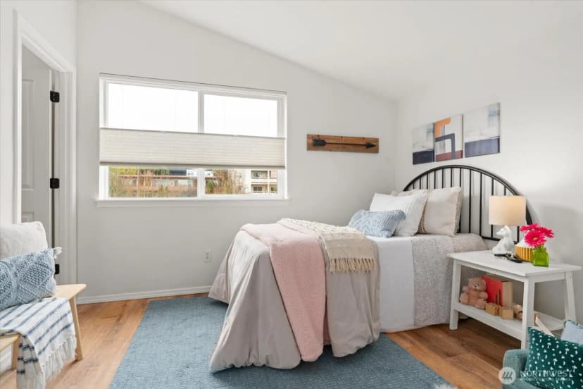 Property photo for 6035 Fauntleroy Way Sw #b, Seattle photo 15
