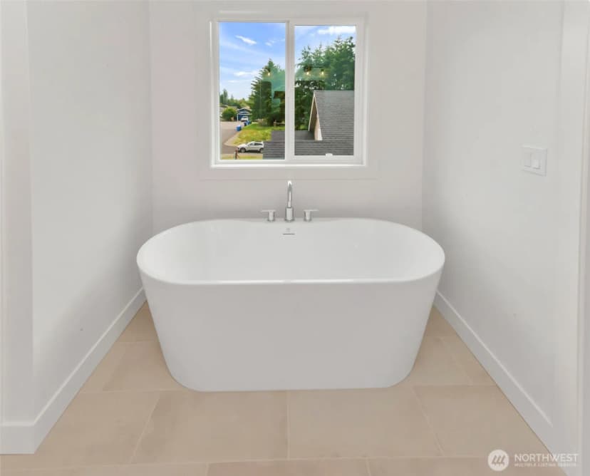 Property photo for 16933 32nd Avenue E, Tacoma photo 21