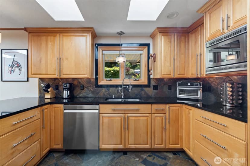 Property photo for 295 Se Bayview Road, Shelton photo 14