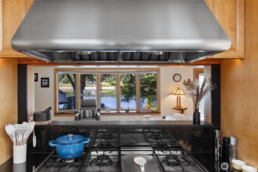 Property photo for 295 Se Bayview Road, Shelton photo 17