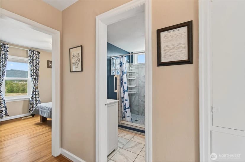 Property photo for 82 E Sunny Sands Road, Cathlamet photo 13