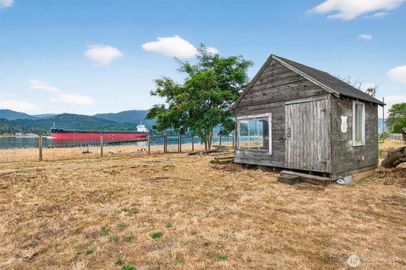 Property photo for 82 E Sunny Sands Road, Cathlamet photo 31