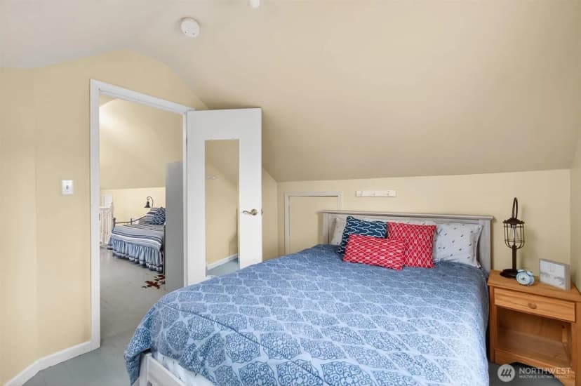 Property photo for 82 E Sunny Sands Road, Cathlamet photo 24