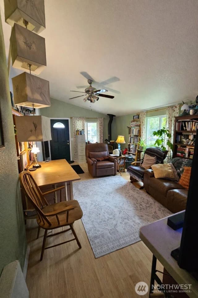 Property photo for 9001 Misery Point Road Nw, Seabeck photo 5
