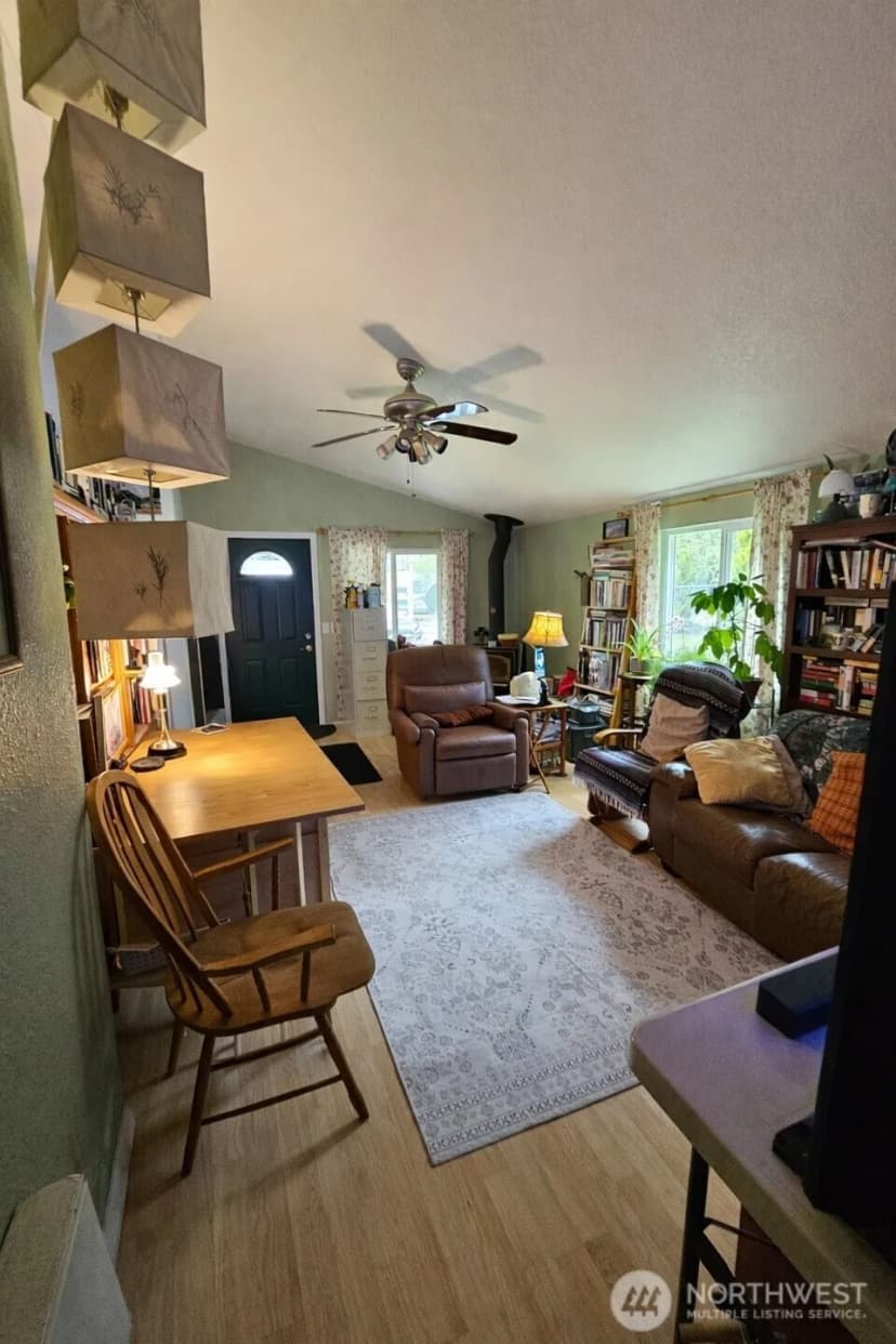 Property photo for 9001 Misery Point Road Nw, Seabeck photo 5