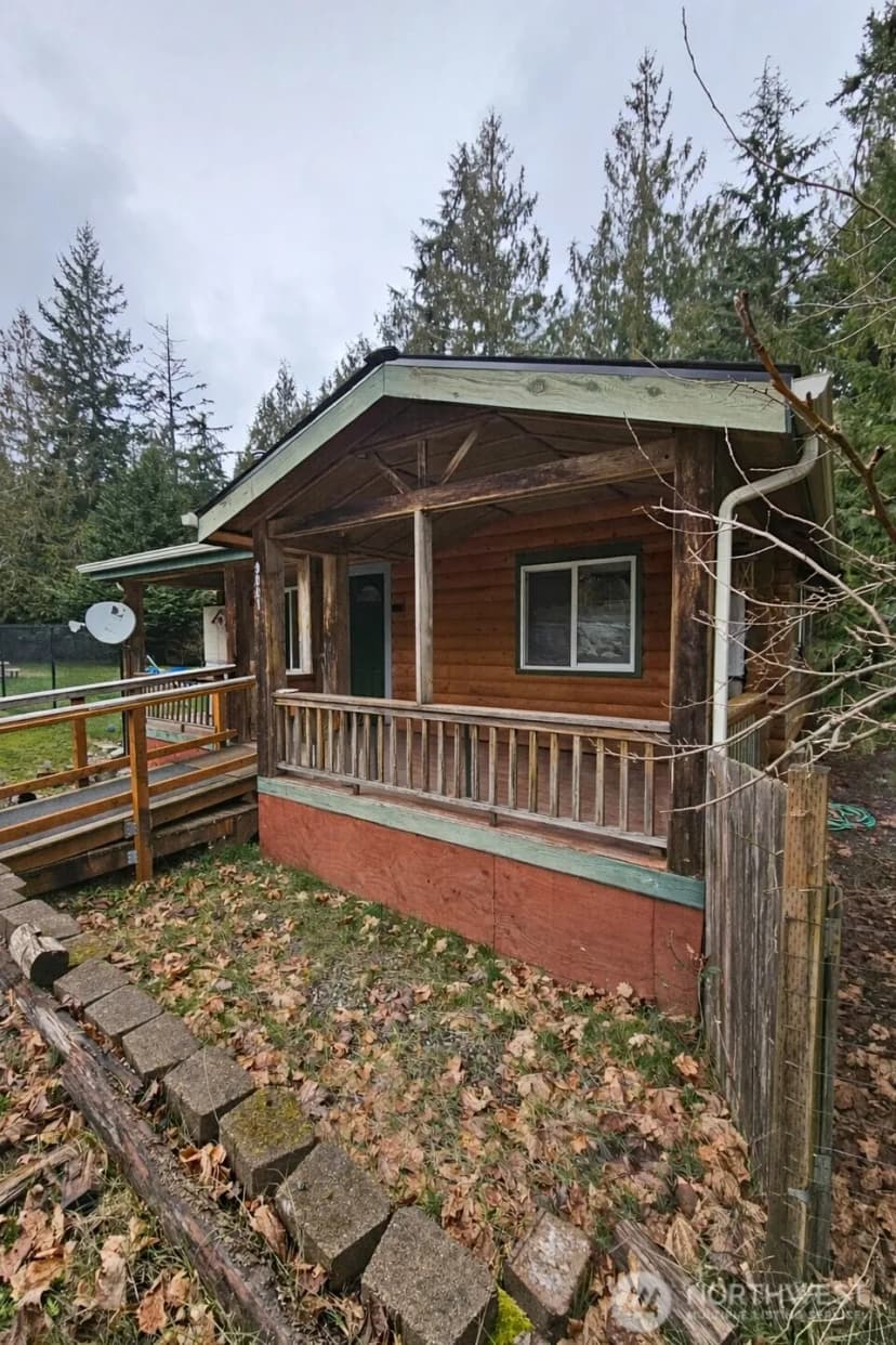 Property photo for 9001 Misery Point Road Nw, Seabeck photo 2
