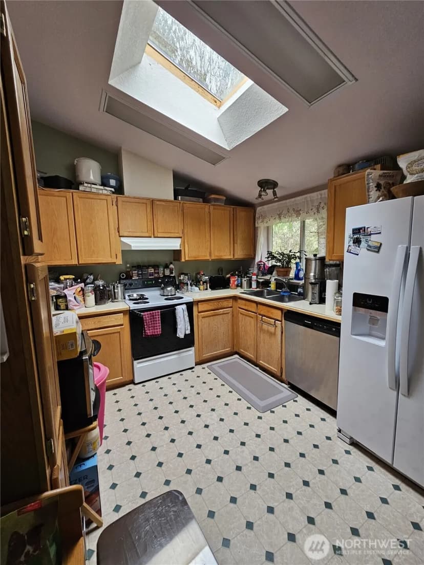 Property photo for 9001 Misery Point Road Nw, Seabeck photo 8