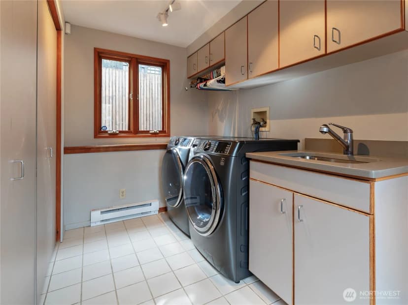 Property photo for 5320 47th Avenue Sw, Seattle photo 27
