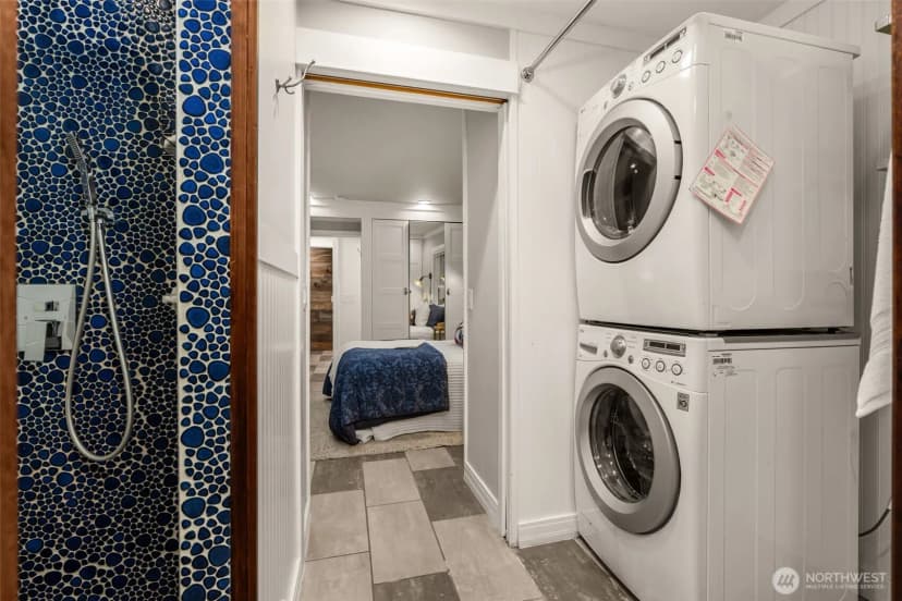 Property photo for 4123 Sw Rose Street, Seattle photo 18