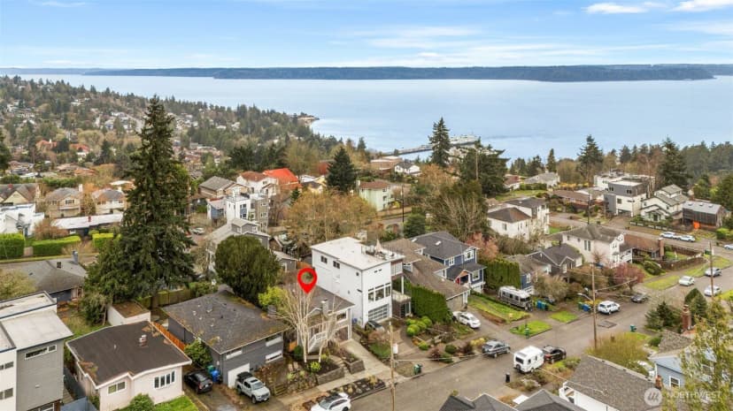 Property photo for 4123 Sw Rose Street, Seattle photo 32