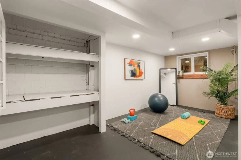 Property photo for 4123 Sw Rose Street, Seattle photo 25