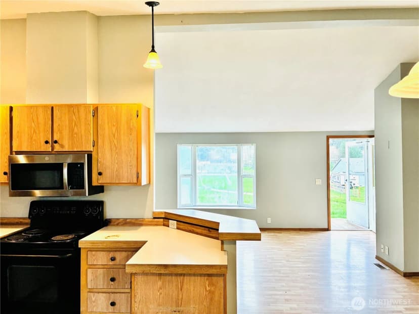 Property photo for 8212 350th Street Ct E, Roy photo 9