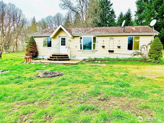 Property photo for 8212 350th Street Ct E, Roy