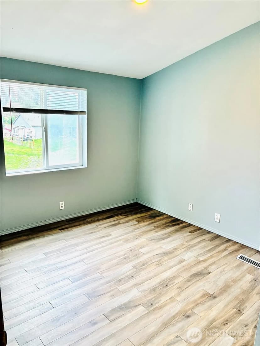 Property photo for 8212 350th Street Ct E, Roy photo 11