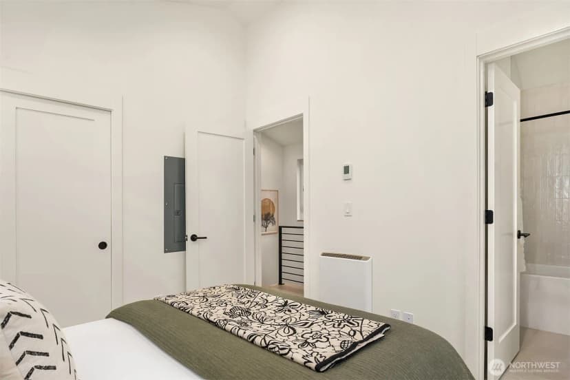 Property photo for 1459 22nd Avenue, Seattle photo 18
