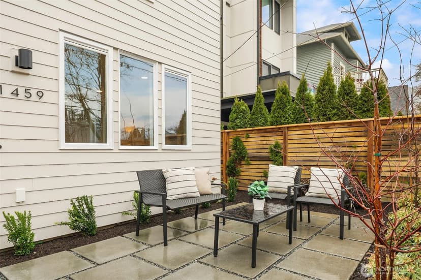 Property photo for 1459 22nd Avenue, Seattle photo 21