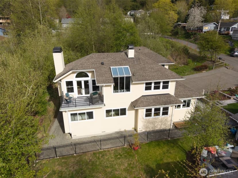 Property photo for 804 S 280th Street, Des Moines photo 34