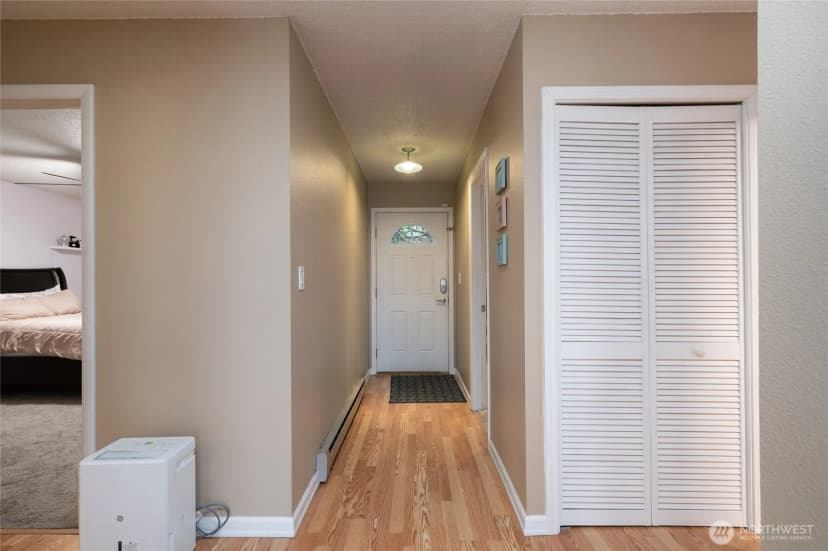 Property photo for 924 N Garden Street #201, Bellingham photo 16