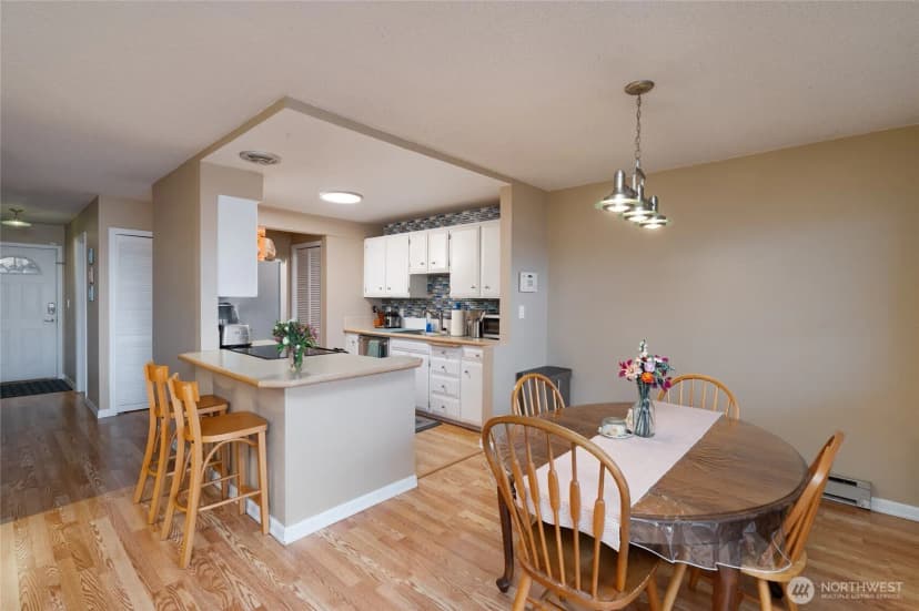 Property photo for 924 N Garden Street #201, Bellingham photo 7