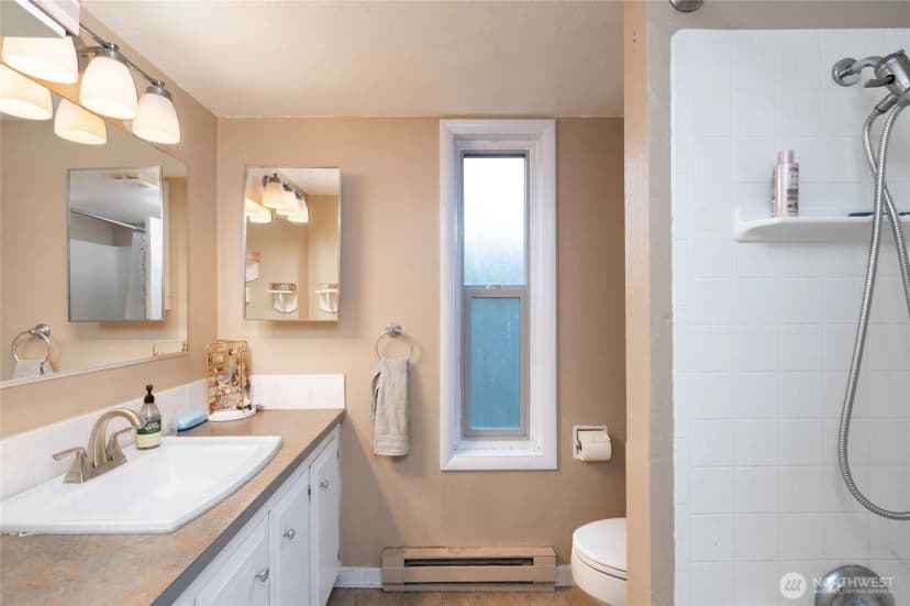 Property photo for 924 N Garden Street #201, Bellingham photo 13