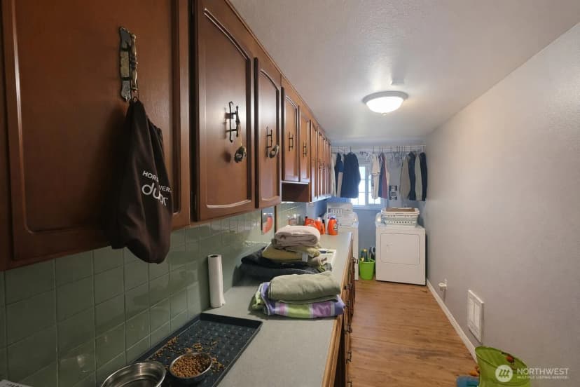 Property photo for 7417 Ne 170th Street, Kenmore photo 11