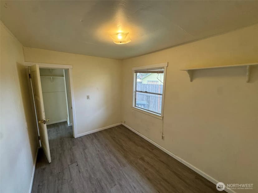 Property photo for 10908 10910 Valley Avenue E, Puyallup photo 26