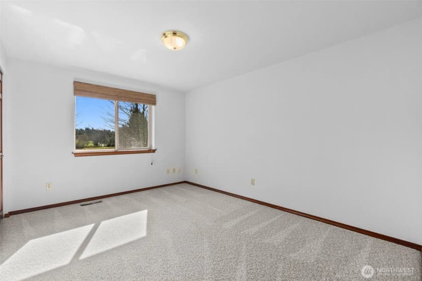 Property photo for 1404 38th Lane Ne, Olympia photo 21