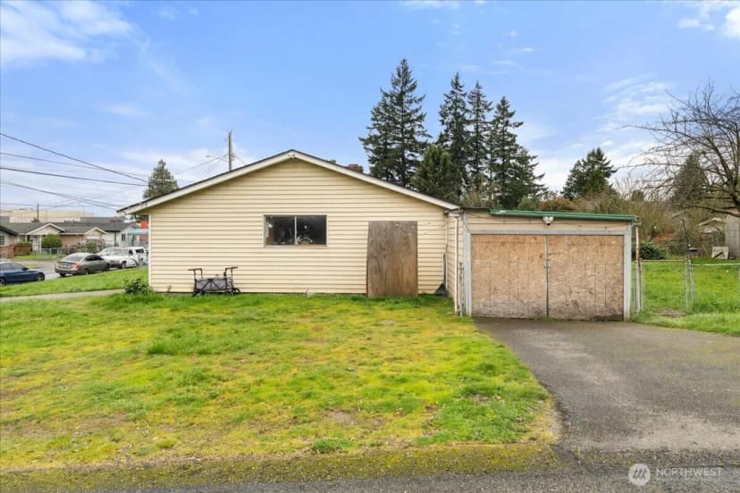 Property photo for 1751 S 43rd Street, Tacoma photo 28
