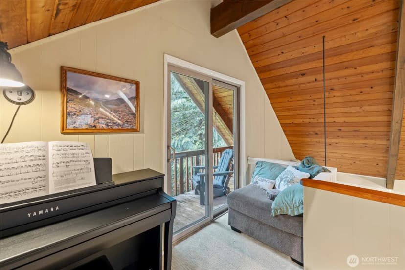 Property photo for 329 Sudden Valley Drive, Bellingham photo 17