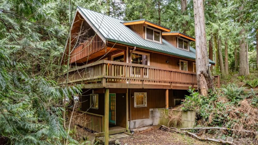 Property photo for 329 Sudden Valley Drive, Bellingham photo 2