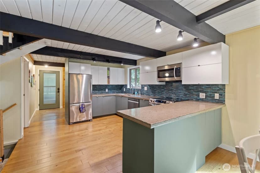 Property photo for 329 Sudden Valley Drive, Bellingham photo 14