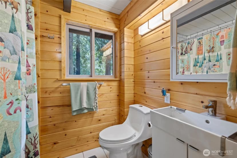 Property photo for 329 Sudden Valley Drive, Bellingham photo 23