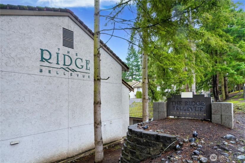 Property photo for 10401 Ne 32nd Place #a101, Bellevue photo 25