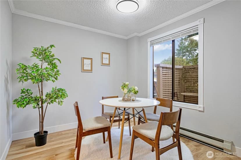 Property photo for 10401 Ne 32nd Place #a101, Bellevue photo 7