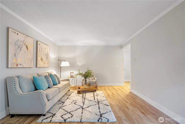 Property photo for 10401 Ne 32nd Place #a101, Bellevue photo 5