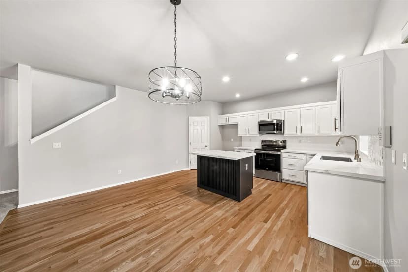 Property photo for 11024 181st Avenue Ct E, Bonney Lake photo 10