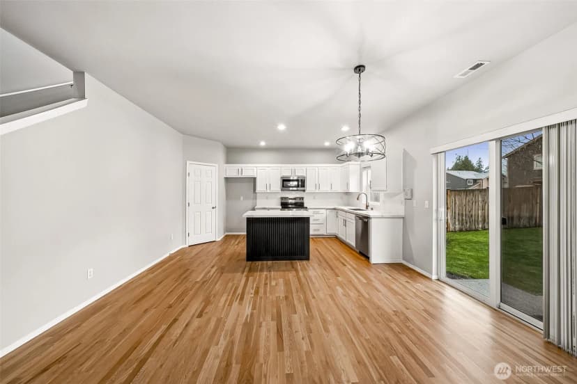 Property photo for 11024 181st Avenue Ct E, Bonney Lake photo 6