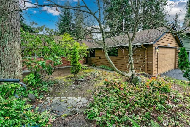 Property photo for 9325 217th Place Sw, Edmonds photo 3